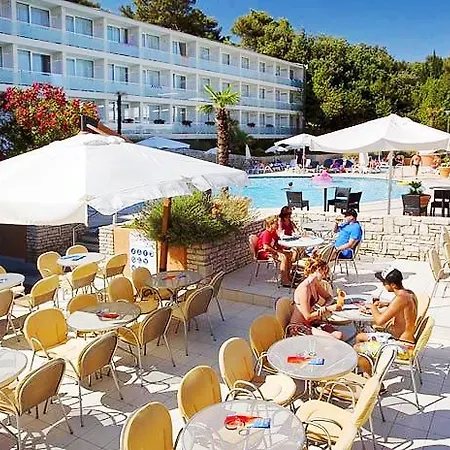 Hotel Miramar Sunny By Valamar Rabac