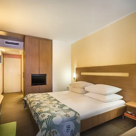 Hotel Miramar Sunny By Valamar Rabac