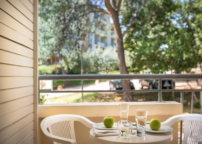 Miramar Sunny By Valamar Hotel 3*