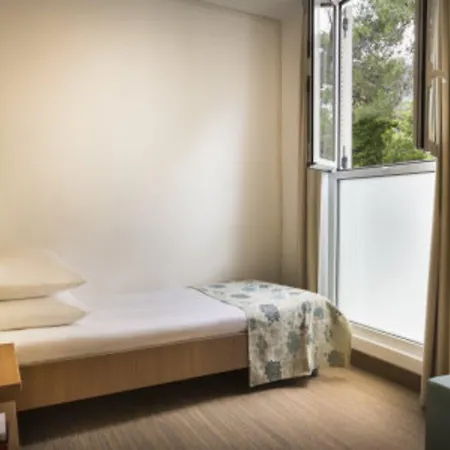 Miramar Sunny By Valamar Hotel