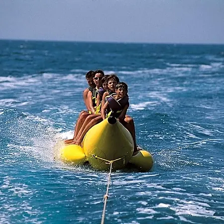Miramar Sunny By Valamar מלון 3*