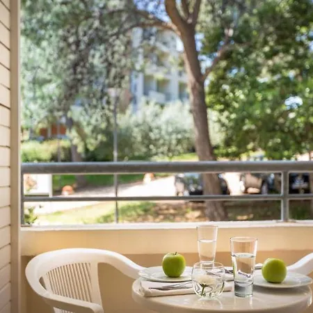 Miramar Sunny By Valamar Szálloda 3*