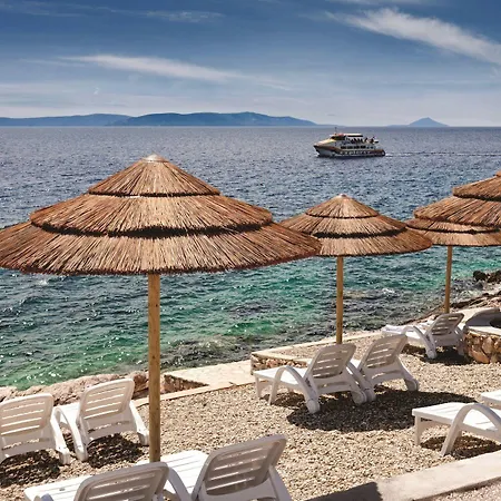 Отель Miramar Sunny By Valamar 3*