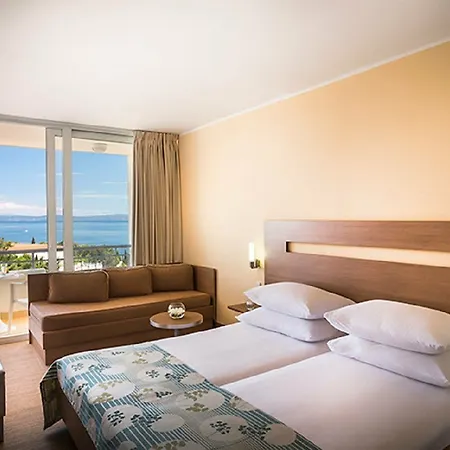 Miramar Sunny By Valamar Отель 3*